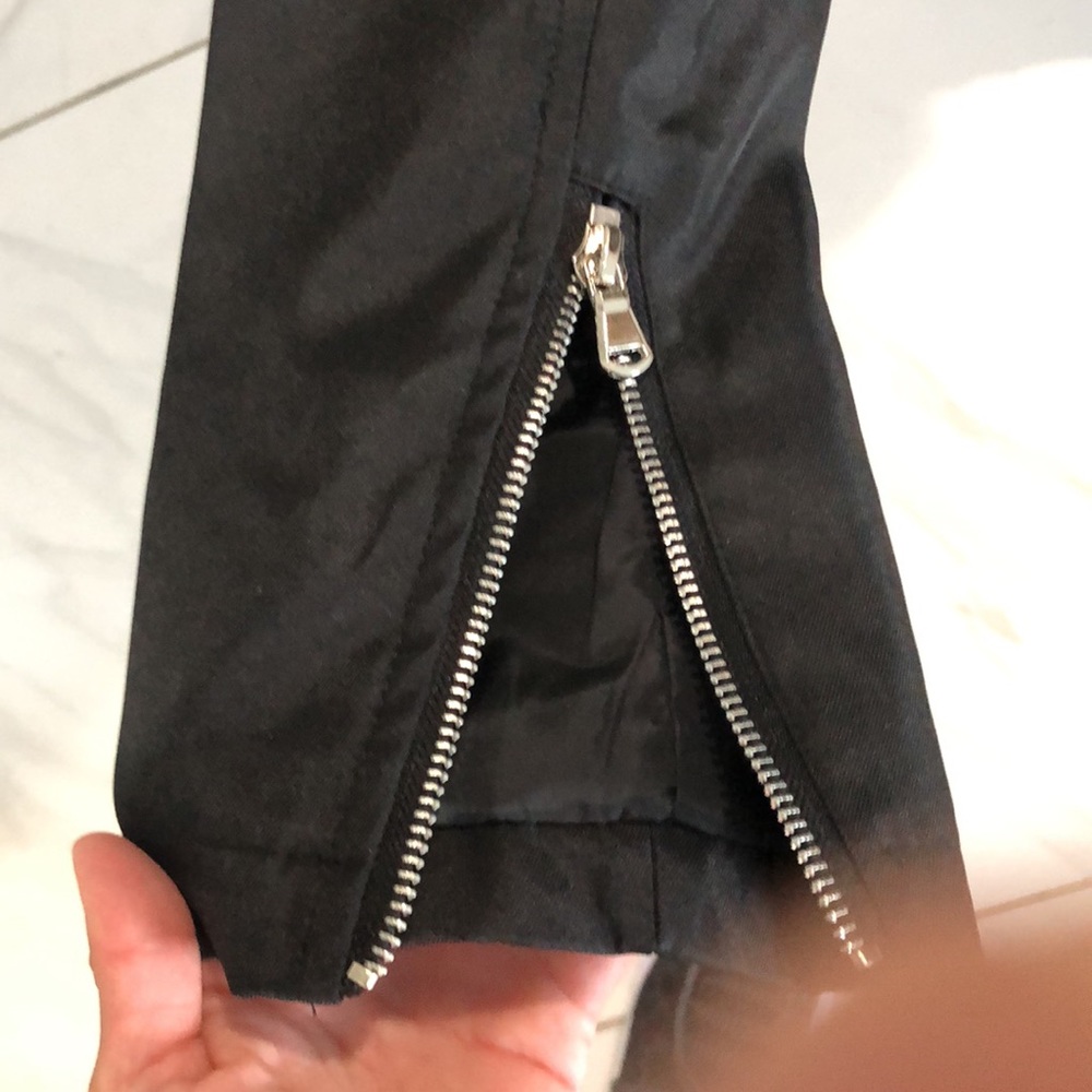 Black trench with zipper sleeves - Picture 6 of 7